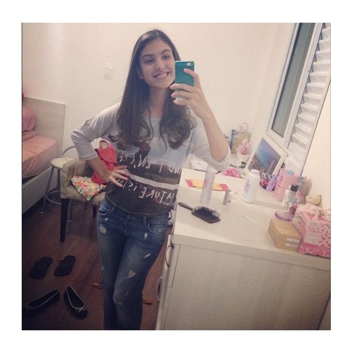  Giovanna Grigio, de &quot;Chiquititas&quot;, mostra um pedacinho do seu quarto no Instagram 