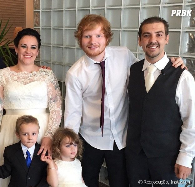 Ed Sheeran invade casamento e canta "Thinking Out Loud"