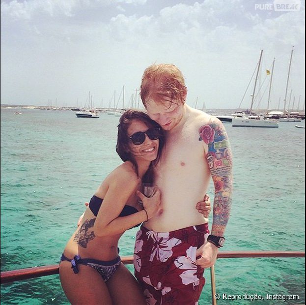 Ed Sheeran termina namoro com Athina Andrelos