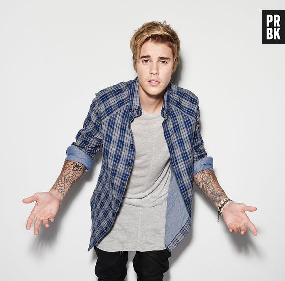 Justin Bieber é bombardeado de piadas no programa Comedy Central Roast