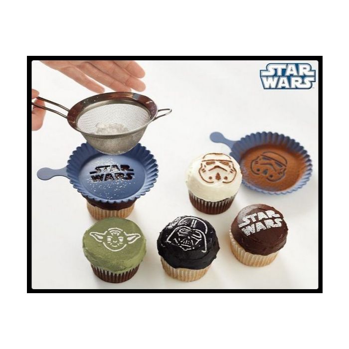  Pra deixar seus cupcakes mais originais e cara dos personagens de &quot;Star Wars&quot; 