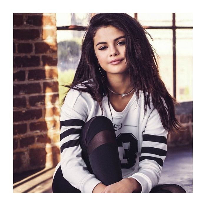  Selena Gomez se internou em uma cl&amp;iacute;nica de reabilita&amp;ccedil;&amp;atilde;o no in&amp;iacute;cio de 2014 para tratar seus problemas emocionais. 