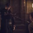 Em "Arrow", Ra's Al Ghul (Matt Noble) fez Oliver (Stephen Amell) virar o novo mestre da Liga dos Assassinos