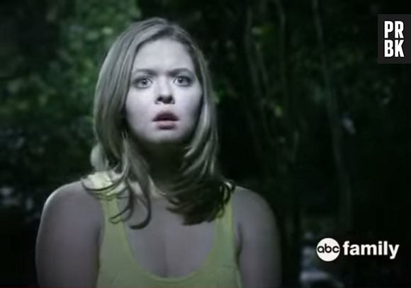 Em "Pretty Little Liars", Alison (Sasha Pieterse) aparece com novo visual e procurando suas amigas