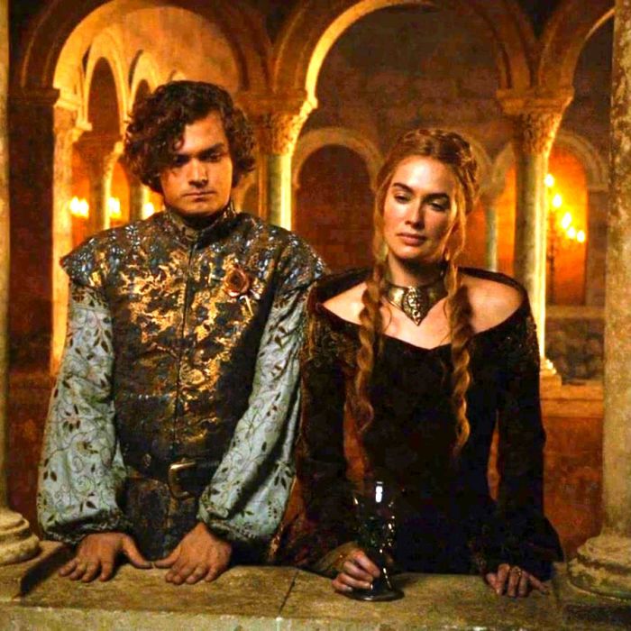 Ser Loras (Finn Jones), que estava noivo de Cersei (Lena Headey), foi preso por ela em &quot;Game of Thrones&quot;
