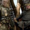Barristan (Ian McElhinney) protegia Robert Baratheon (Mark Addy) em "Game of Thrones"