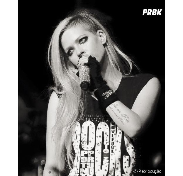 Avril Lavigne está disposta a voltar com tudo e cheia de projetos