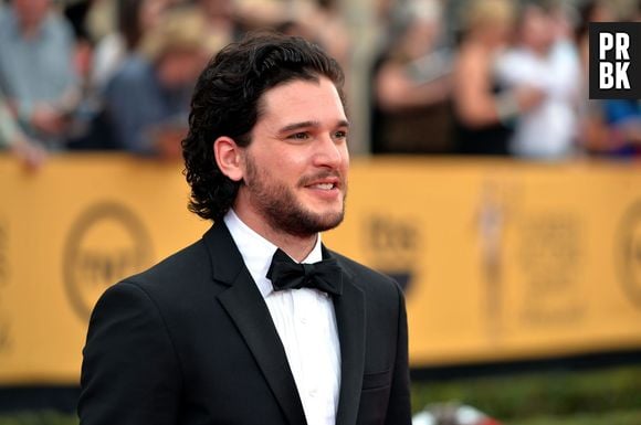 Quem diria que o Kit Harington, de "Game of Thrones", tem tanto amor pra dar?