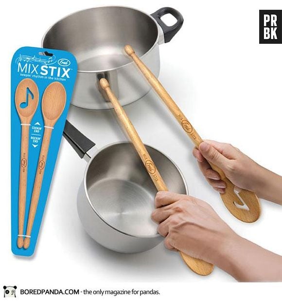 Como se a gente precisasse de alguém batendo nas panelas, né?