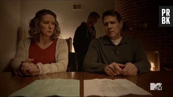 Nos últimos minutos do episódio de "Teen Wolf", Theo (Cody Christian) dá uma bronca em seus "pais"