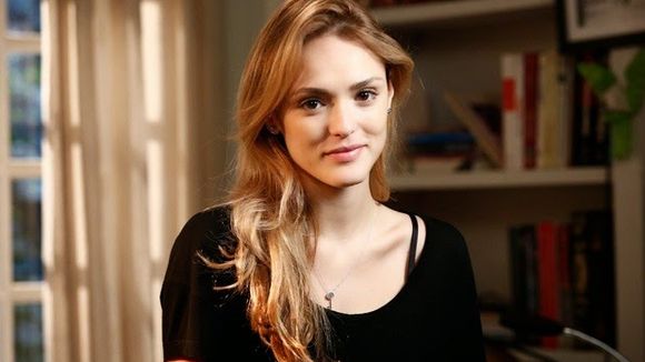 Final de "Sete Vidas": Júlia (Isabelle Drummond) e Felipe se entendem antes de se separarem