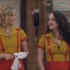 Max (Kat Dennings) e Caroline (Beth Behrs) sempre se defendem em "2 Broke Girls"