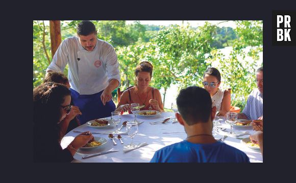 O "MasterChef Brasil" recebe o finalista da primeira temporada e mais sete turista vindos de várias partes do mundo