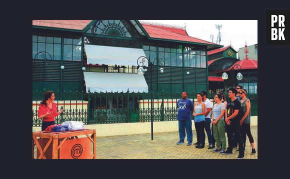 Os oito participantes do "MasterChef Brasil" serão divididos em duas equipes com a missão de preparar um prato principal e uma sobremesa