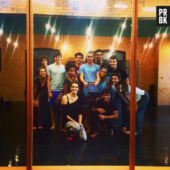 Rafael Vitti conquistou o público em "Malhação", mas os cabelos longos do personagem Pedro vão embora em breve