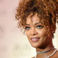 Rihanna planeja comemoração especial dos 10 anos de "Music of the Sun", seu álbum de estreia!