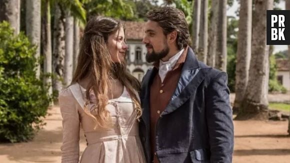 Em "Além do Tempo": Lívia (Alinne Moraes) e Felipe (Rafael Cardoso) morrem e Felipe (Emílio Dantas) surta!