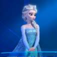 A rainha Elsa almadiçoa sem querer o reino de Arendelle em "Frozen - Uma Aventura Congelante"