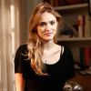 Fãs causam alvoroço ao perceber que Isabelle Drummond apagou as fotos de Tiago Iorc de seu Instagram
