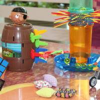 Bambolê, Aquaplay e mais: veja 12 brinquedos dos anos 2000 que faziam a cabeça da galera!