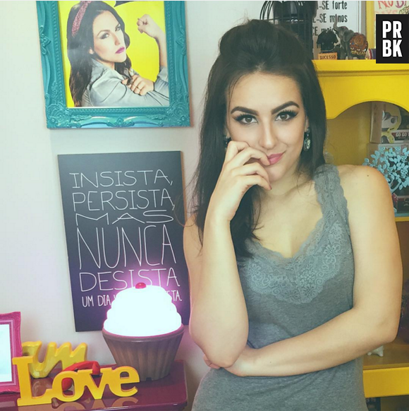 Kéfera deu o primeiro beijo quando tinha 14 anos