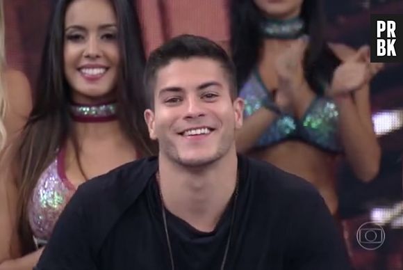 Arthur Aguiar não fala muito sobre o assunto, mas contou que a experiência foi tranquila. Apesar de ter sido bem engraçada