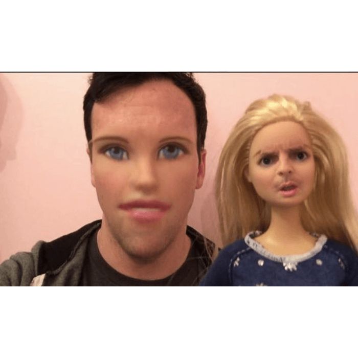 Para quem já quis ter um rosto de boneca, o Face Swap é a solução