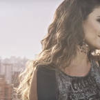 Paula Fernandes lança clipe de "Amanhecer", às vésperas da gravação de seu novo DVD. Assista!
