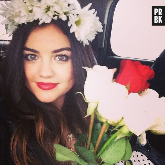 Lucy Hale e suas famosas "selfies" no Instagram!