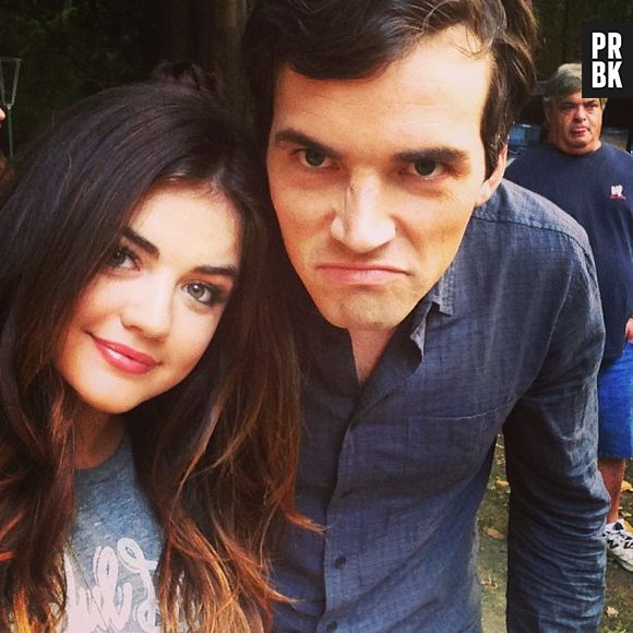 Casal na série e amigos na vida real: Lucy Hale e Ian Harding no Instagram