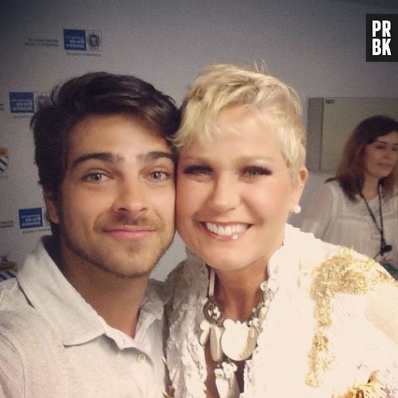 A mãe de Sasha, Xuxa, estaria ciente do romance de sua filha com o ator Bernardo Mesquita