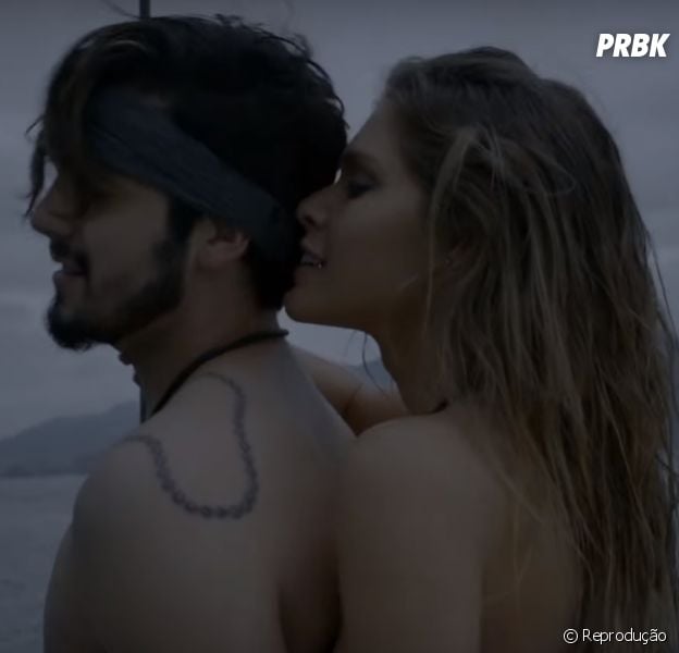 Luan Santana faz pegação com modelo no clipe de "Eu, Você, o Mar e Ela"