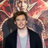 Em 27 de junho, o canceriano Sam Claflin apaga as velinhas