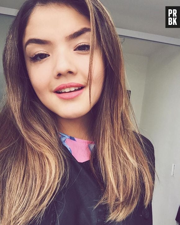 De "Carrossel", Stefany Vaz vive a tímida personagem Carmem Carrilho e estará no "Programa Raul Gil"