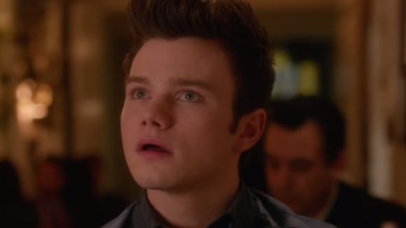 Na 5ª temporada de "Glee": Kurt é alvo de agressão por preconceito!