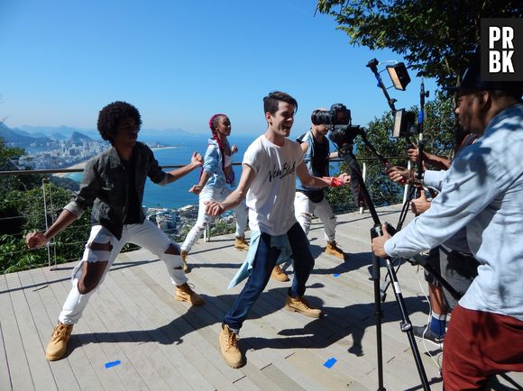 Sam Alves já está em estúdio finalizando o terceiro CD da carreira