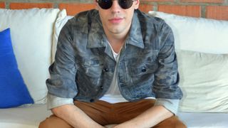 Sam Alves encerra era "ID" com gravação de clipe surpresa da música "Não Vou Parar" para os fãs
