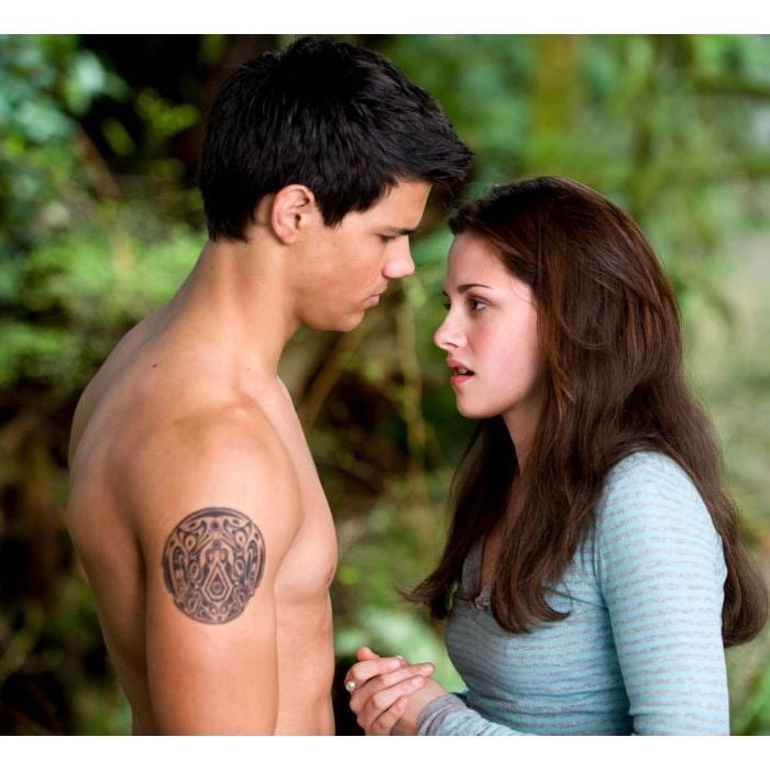Taylor Lautner viveu Jacob Black em &quot;Crepúsculo&quot;, par romântico de Kristen Stewart