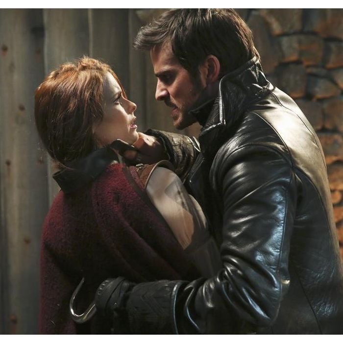  Em &quot;Once Upon a Time&quot;, Ariel (Joanna Garcia) chantagear&amp;aacute; Hook (Colin O&#039;Donoghue) 