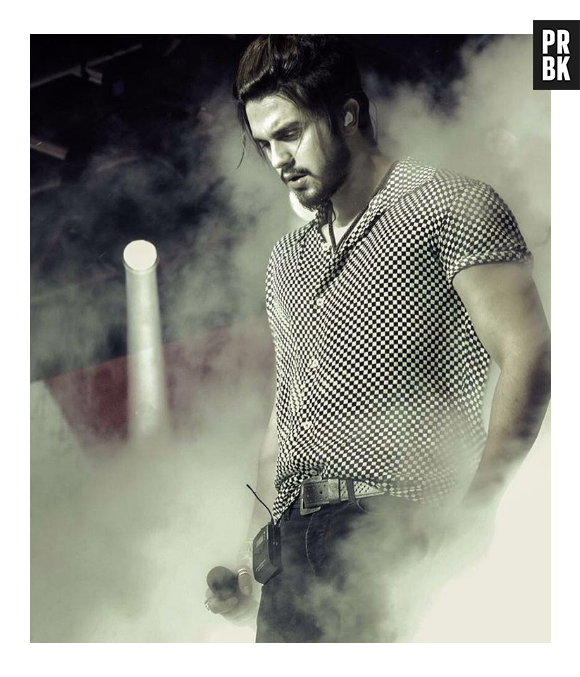 Luan Santana surge sempre muito estiloso quando exibe o coque estilo samurai. Os fãs amam!