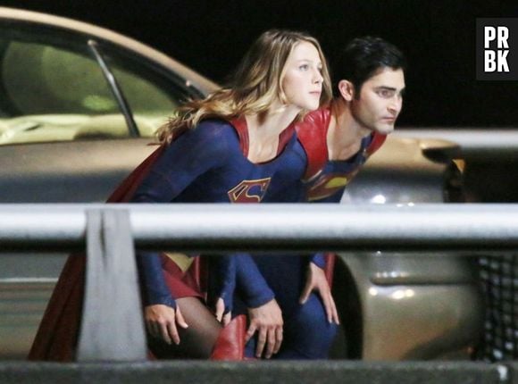 Em "Supergirl", Kara (Melissa Benoist) E Superman (Tyler Hoechlin) combatem o mal em imagens