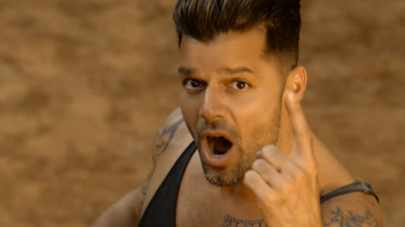 Ricky Martin divulga o clipe de "Vida", música da Copa do Mundo