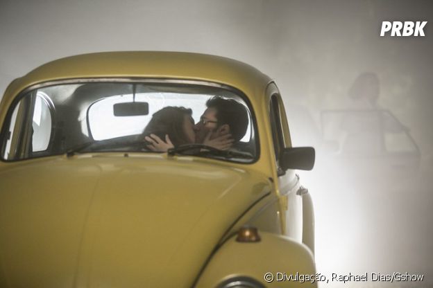 De "A Lei do Amor": a primeira vez de Vitória (Sophia Abrahão) e Augusto (Hugo Bonemer) promete ser bastante intensa