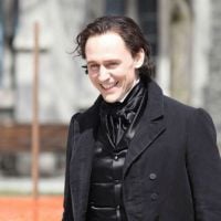 Veja Tom Hiddleston no set de "Crimson Peak", filme terror de Guillermo Del Toro