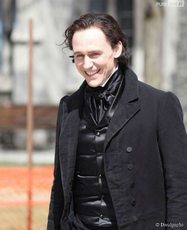 Tom Hiddleston surge caracterizado em set de "Crimson Peak"