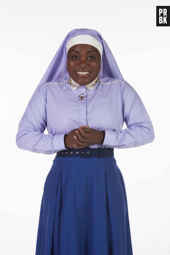 Irmã Fabiana (Karin Hills) se interessa por Gustavo (Carlo Porto) em "Carinha de Anjo", do SBT