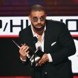 Drake também saiu vencedor em várias categorias do American Music Awards 2016