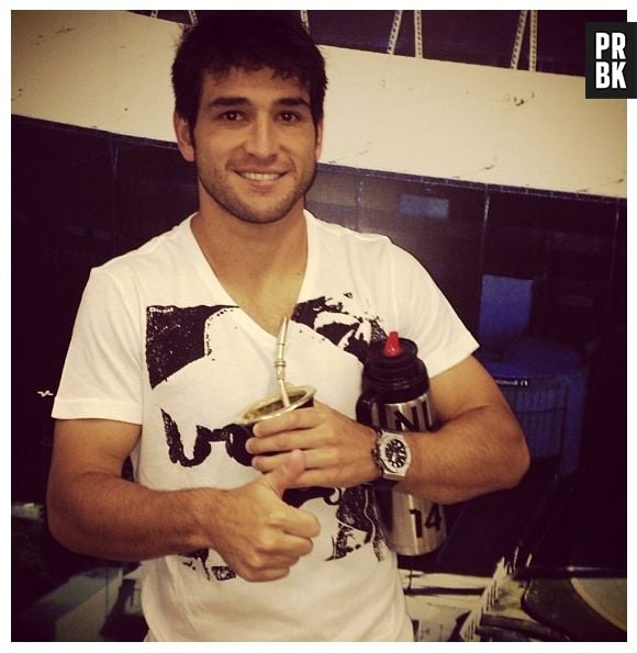 Nicolás Lodeiro joa no Uruguai e no Corinthians!