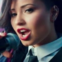 Demi Lovato lança clipe de "Really Don't Care" gravado em Parada Gay