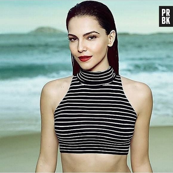 Tainá Müller toda sensual em estilo praiano no seu Instagram